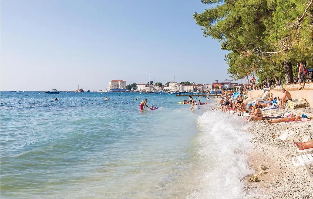 Beautiful Apartment In Porec With Wifi